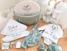 (P) Cum alegi trusoul perfect de botez