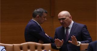 Grindeanu, mesaj pentru Bolojan: "Umflatul mușchilor şi ultimatumurile cu demisia merg doar o dată"