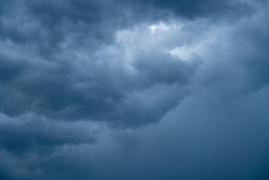 Vremea de azi 25 septembrie. Temperaturi mai scăzute şi intensificări ale vântului