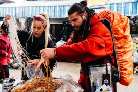 Concurenții Asia Express, cu oalele de supă prin Vietnam, spre marea imunitate