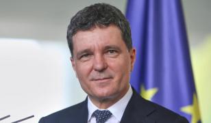 Lege anticămătărie, promulgată de Nicușor Dan: toate sumele și dobânzile vor fi confiscate