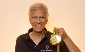 Pe 4 septembrie 1972, înotătorul american Mark Spitz câștiga cea de-a șaptea medalie de aur la Olimpiada de la München