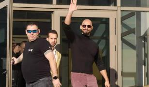 Andrew Tate scapă de urmărire penală în Marea Britanie: "Sunt unul dintre cei mai maltratați oameni"