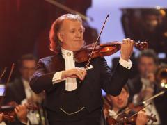 Pe 1 octombrie 1949 s-a născut violonistul olandez Andre Rieu