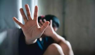 Parlamentul a înfiinţat comisia specială "România fără violenţă domestică". 25% dintre femei au fost lovite