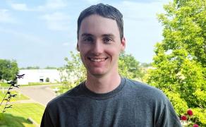 Tânăr de 24 de ani