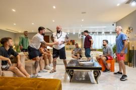 Fetele au țâșnit din praștie, după bani, la Power Couple