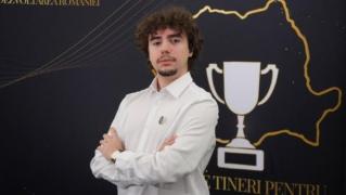 Un tânăr român premiat de NASA, sprijinit acum de Coca-Cola HBC România