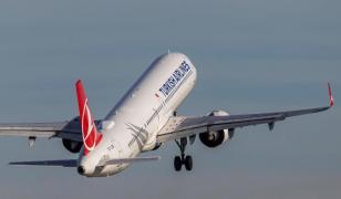Aeronavă Turkish Airlines, escortată până la aeroportul din Barcelona din cauza unei "ameninţări" la bord