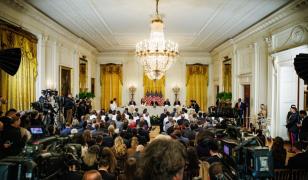 Donald Trump ameninţă cu tarife vamale ţările care îi refuză planul privind Groenlanda