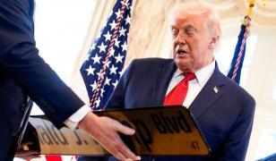 O stradă din Florida a fost redenumită după preşedintele SUA. Trump: "Acesta este un indicator impresionant"