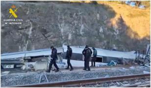 Un român a supravieţuit accidentului feroviar din Spania. Era în apel video cu familia