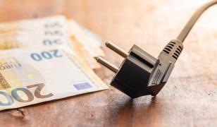 Topul electrocasnicelor care îți cresc factura la curent. Trucuri care ajută la reducerea cheltuielilor