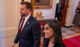 Vicepreşedintele american J.D. Vance şi soţia Usha Vance au anunţat că aşteaptă al patrulea copil