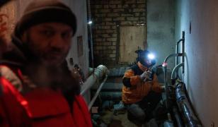 600.000 de ucraineni au părăsit Kievul, lăsat fără căldură, apă și curent în urma atacurilor rusești