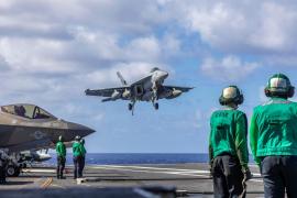 SUA au trimis portavionul Abraham Lincoln lângă Iran. Reacţia Teheranului: "Nu ne afectează nava de război"