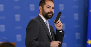 Banii românilor din Pilonul 2, investiţi în anumite companii. Burnete: 