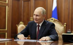 Un stat african îl invită pe Putin să investească în pământuri rare şi diamante