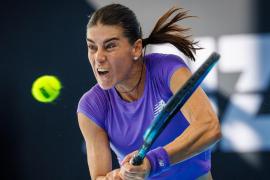 Sorana Cîrstea, victorie mare cu Jelena Ostapenko la Brisbane