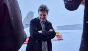 Cât costă zborul lui Nicușor Dan cu Spartanul la Paris. Ministrul Apărării: Analizăm achiziția unui avion