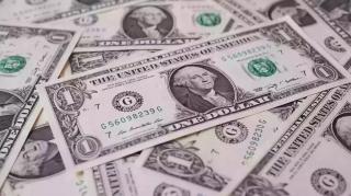 Curs BNR, 9 ianuarie 2026. Leul românesc pierde teren important în raport cu dolarul american