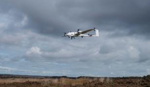 Europa ar putea da unor companii dreptul să doboare drone. Ce firme sunt vizate