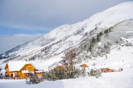 Au cumpărat o stațiune de schi din Austria cu 2 euro, dar riscă o amendă de 250.000 de euro