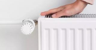 Zeci de blocuri din Bucureşti, fără căldură până la finalul lunii. Zonele unde Termoenergetica anunţă lucrări