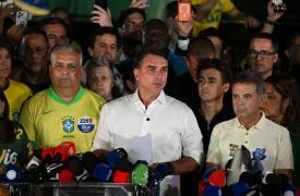 Lula obţine al 4-lea mandat în Brazilia. Flavio Bolsonaro, fiul fostului președinte, cere anularea alegerilor