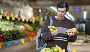 Bananele, lovite de scumpiri. Producătorii se tem că vor vinde mai puține fructe în 2027