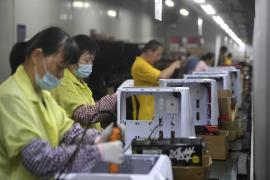 Scumpirea componentelor forţează producătorii de PC-uri înapoi în China. Expansiunea AI, unul dintre motive