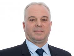 Primarul din Slănic Moldova, prins în flagrant când lua mită. Suma primită pentru un contract cu dedicaţie