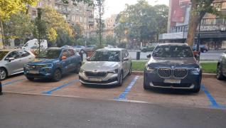 Numărul locurilor de parcare publică cu plată din Bucureşti s-a dublat în ultimii 2 ani