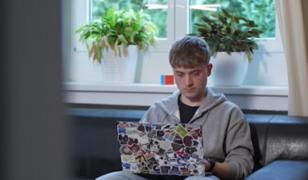 O greșeală făcută de Google i-a adus unui tânăr 80.000 de euro. Cum a descoperit-o