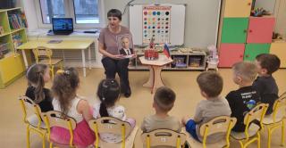 Copii de grădiniță obligați să-l felicite pe Putin de ziua lui și să-i mulțumească pentru 