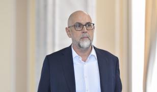 Ce șanse are Luca Niculescu să obțină votul de învestitură. Kelemen Hunor: 