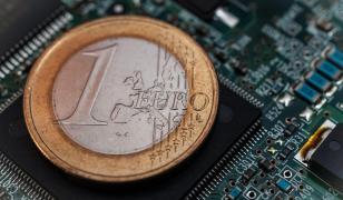 Parlamentul European a acordat primul său sprijin major pentru euro digital. Ce urmează acum