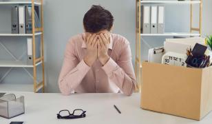 O companie olandeză prezentă şi în România va da afară până la 6.000 de angajaţi. Cum justifică decizia