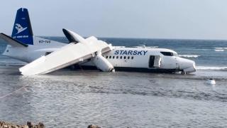 Avion cu 55 de persoane la bord, prăbușit în Somalia. Toți au supraviețuit datorită pilotului
