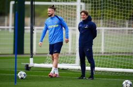 Radu Drăguşin a rămas fără antrenor. Tottenham caută înlocuitor pentru Thomas Frank 