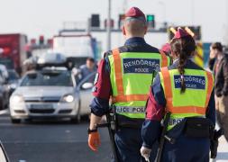 O adolescentă de 17 ani este românca bănuită că și-a ucis bebelușul și l-a abandonat la graniță în Austria