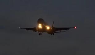 Controversa alertelor în cazul depresurizării avionului pe Otopeni. Un pilot ia apărarea autorităţilor