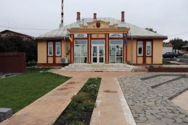 O primărie din Iași ar putea fi scoasă la vânzare pentru recuperarea unui prejudiciu de 1.2 milioane de euro