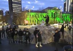 Protest în faţa Guvernului. Sindicaliştii din Apărare şi Poliţie, supăraţi de creşterea vârstei de pensionare