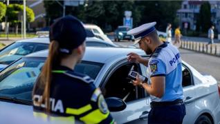 Avocat din Bucureşti, condamnat că a condus beat. Omul a dat vina pe murăturile consumate de Mărţişor