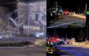 Biserică prăbușită în Cehu Silvaniei, Sălaj. O polițistă, lovită de bucăți desprinse din turlă