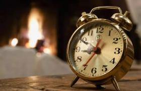 Ora de vară 2026 în România. Când se dă ceasul cu o oră înainte