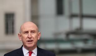 Marea Britanie anunţă că Iran a lansat rachete spre Europa, în condiţiile în care Teheranul intră în haos