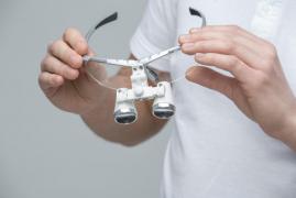 (P) Avantajele utilizarii lupelor stomatologice in practica zilnica