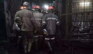 Hoți costumați în mineri, prinși după furturi repetate dintr-o mină din Hunedoara